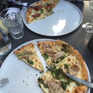 Samen Bourgondisch: Pizza's bij FAAM