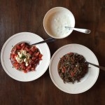 Samen Bourgondisch: Tzatziki, gekruid gehakt, salade