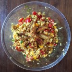 Rijstsalade met kip kerrie en kikkererwten