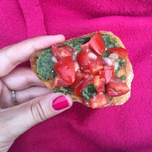 Samen Bourgondisch: Bruschetta met tomaat en pesto