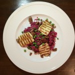 Bieten bulgur met halloumi kaas