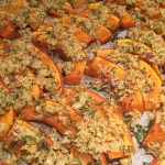 Geroosterde pompoen met kruiden en parmezaan