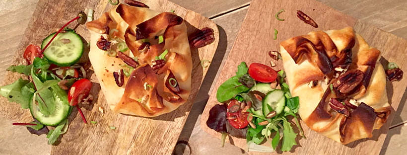 Filodeegpakketjes met kip, blauwe kaas en peer