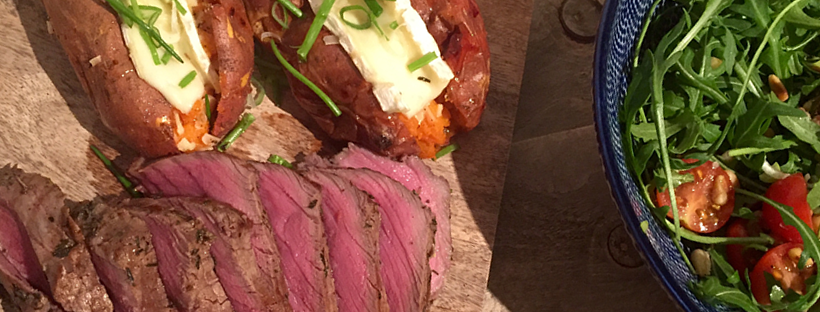 Ossenhaas met gepofte zoete aardappel en brie