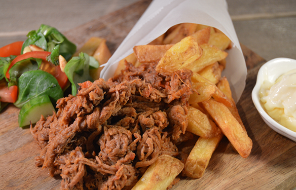 Frietje pulled beef