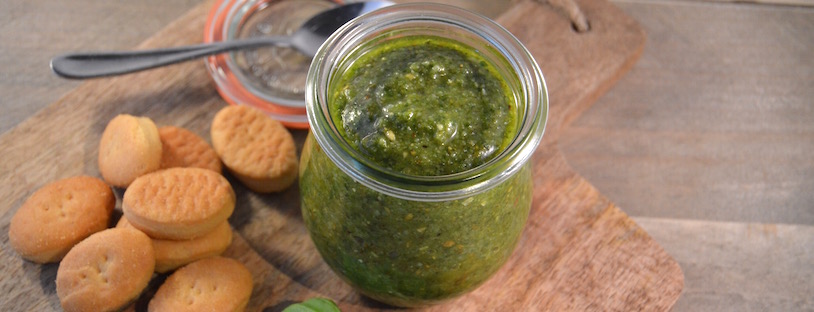 Zelfgemaakte pesto volgens Italiaans recept