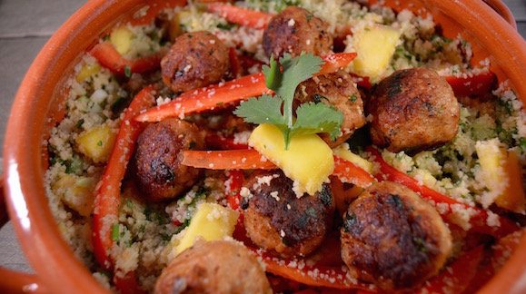Couscous met mango en kipgehaktballetjes