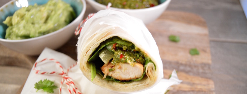 Kip-limoen wraps met wasabi-guacamole