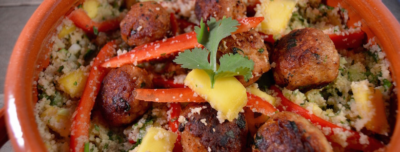Couscous met kipgehaktballetjes en mango