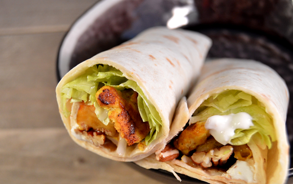 Wraps met kip en gegrilde abrikozen