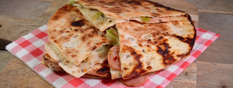 Snelle snack: Quesadilla's met kip cervelaat