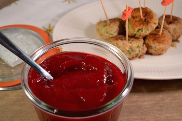 Recept cranberrysaus met kipgehaktballetjes