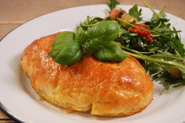 Poulet en croute met zongedroogde tomaten | foodblogswap