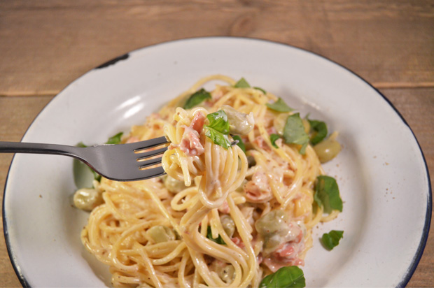 snelle pasta recepten - spaghetti met tuinbonen en pancetta