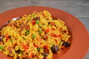 Spaanse rijstsalade met chorizo